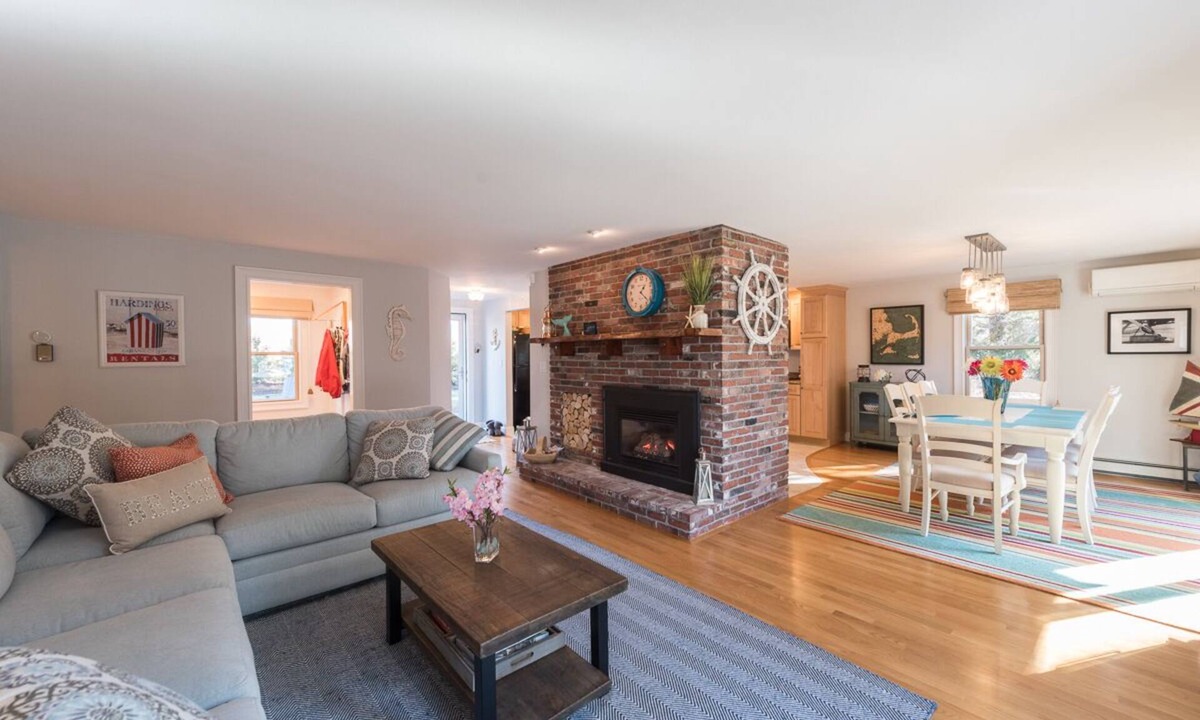 West Chatham House | Away from it all, secluded getaway 1 mile from beach , 5 minutes to Town Center