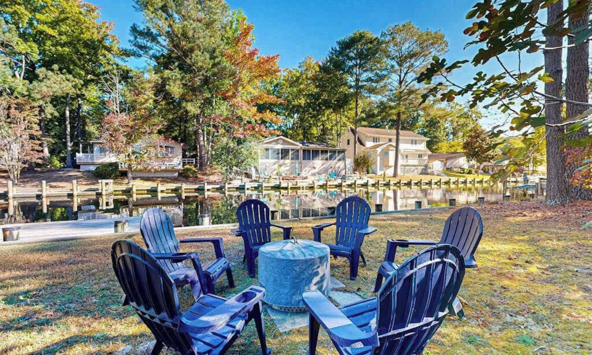 Ocean Pines House | Battersea on the Canal