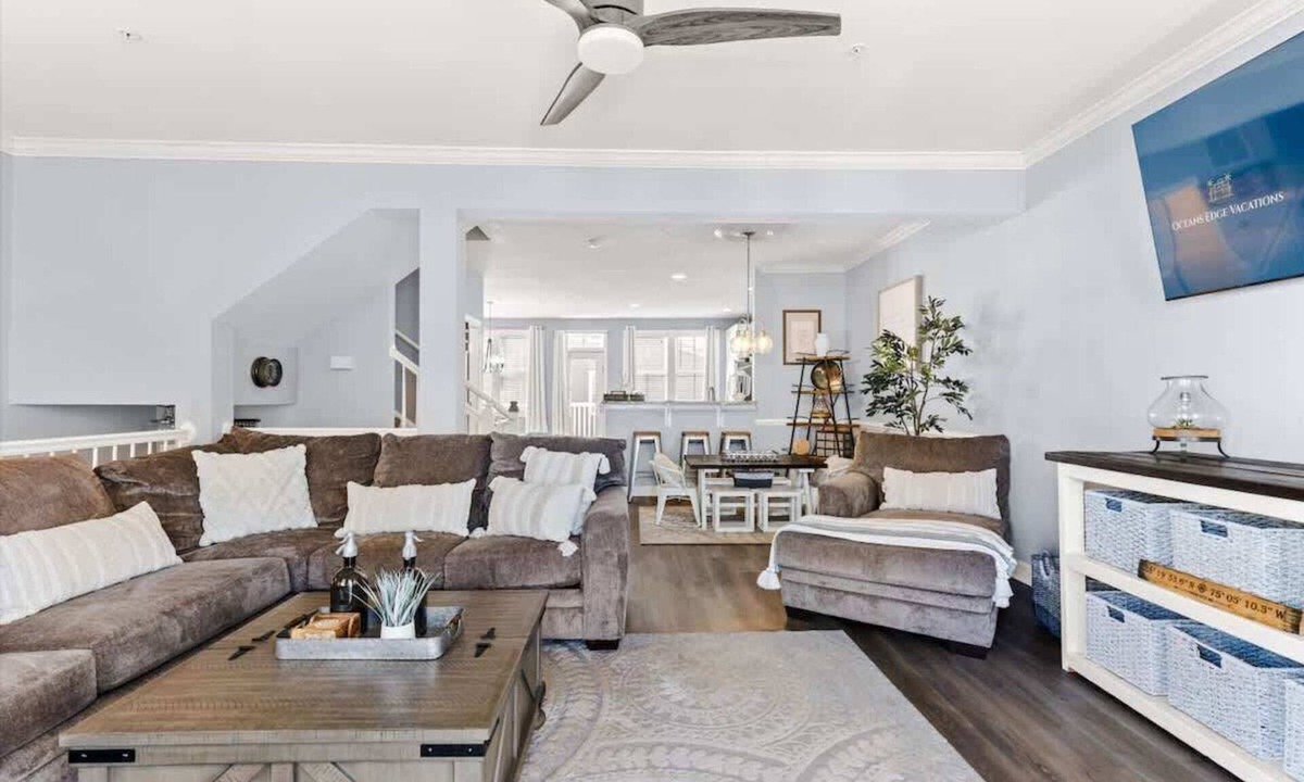 Sunset Island Apartment | Bay Beaches at Sunset Island
