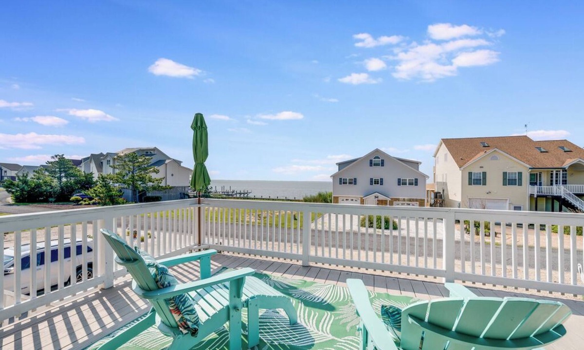 Captain's Cove House | Bay Breeze by Seaside Vacations & Sales