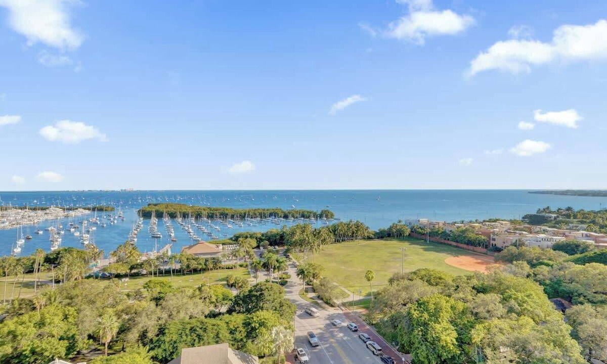 Coconut Grove Apartment | Bay View 1BR at The Arya in Coconut Grove