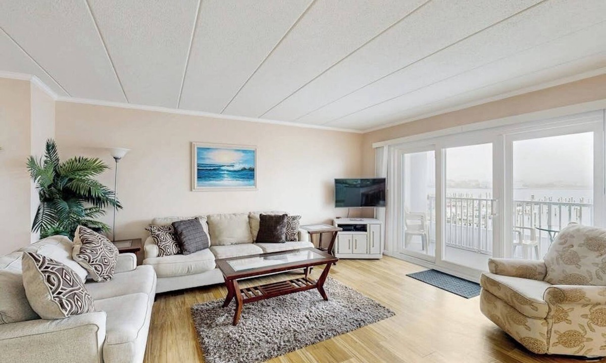 Ocean City Condo | Bayfront condo with marina views and access to shared pool - walk to beach