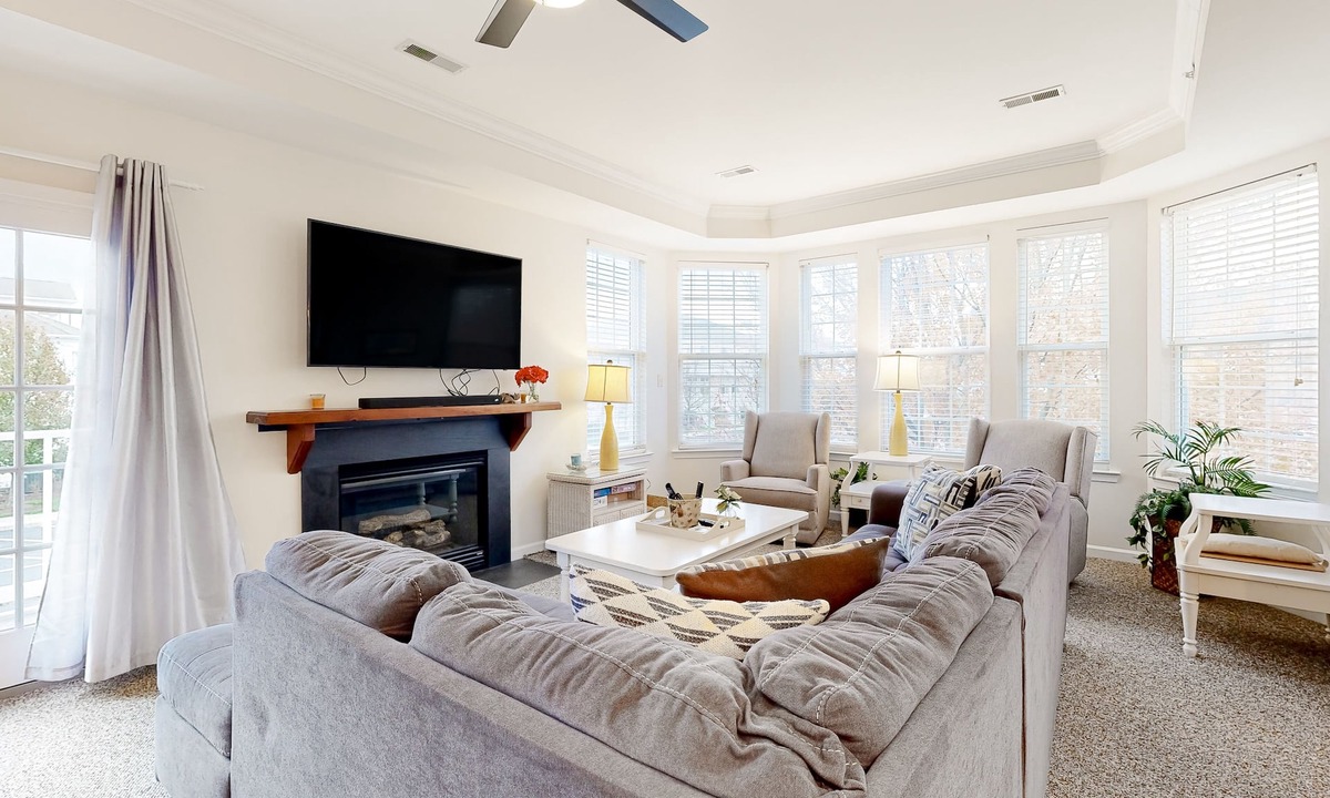 Ocean View House | Bayside at Bethany Lakes townhome w/central AC, pool, hot tub & gym access
