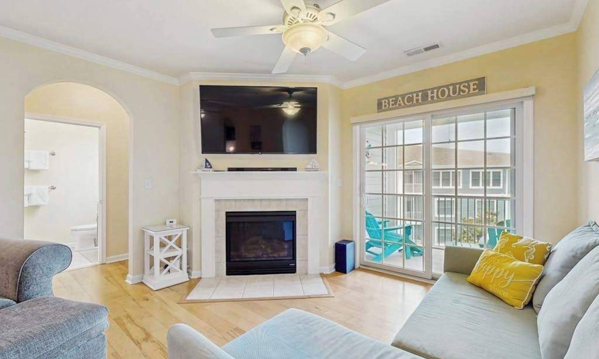 Sun Ridge Condo | Bayside Condo w/Balcony & Amazing Shared Pools, Hot Tub, Golf, Tennis, Fitness