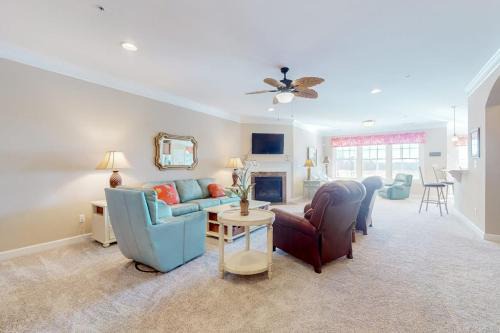 Bayside House | Bayside Resort - 31738 Lakeview Dr #202A