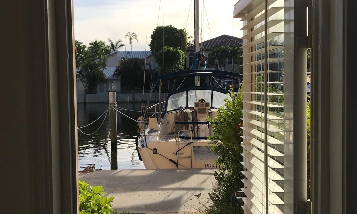 Hendricks and Venice Isles Apartment | Beach Apt With Waterview in Las Olas Blvd