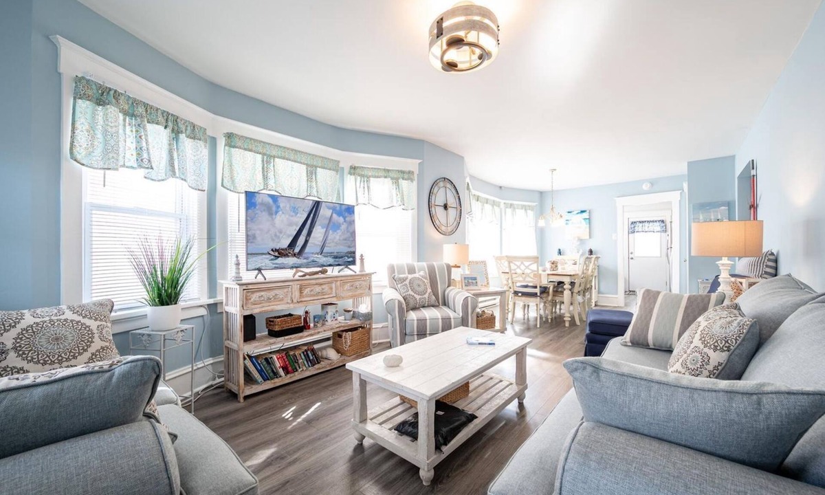 North End House | Beach Block Ocean Views Steps from the Boardwalk