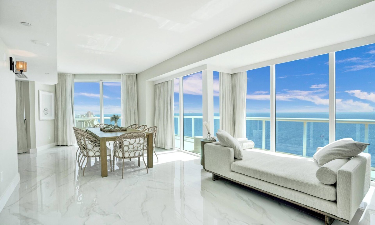 Central Beach Resort | Beach House Fort Lauderdale, a Hilton Resort