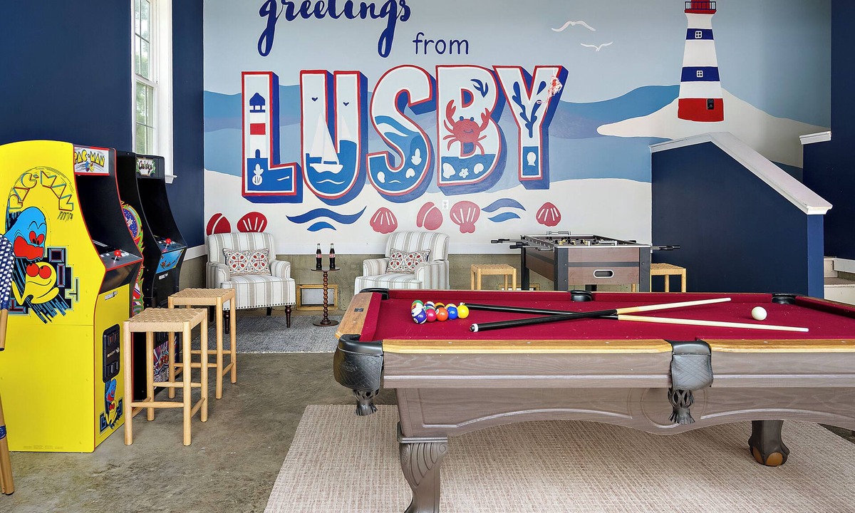 Lusby House | Beach House w/TheaterRm, GameRm, Outdoor Shwr
