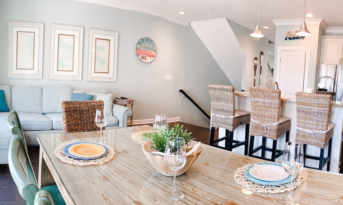 Midtown Ocean City House | "BEACH PARADISE II" 4-BR/3.5-BA Exquisite Townhouse with POOL & GARAGE