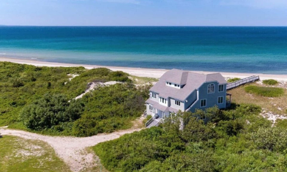 East Sandwich House | Beach Way: 014-S E. Sandwich Waterfront, Extraordinary Panoramic Bay Views, Private Beach