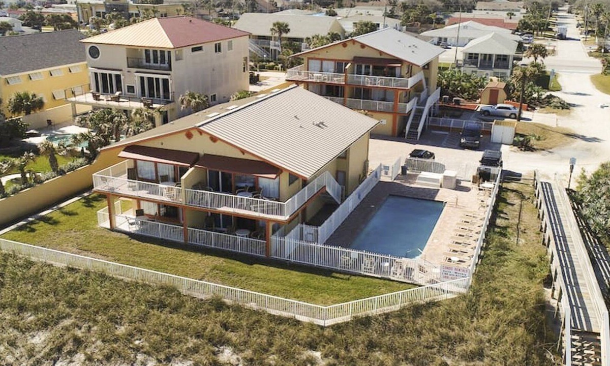Bermuda Riviera Apartment | Beautiful 2 bedroom unit at resort, sleeps 6
