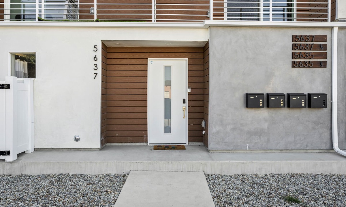 NoHo Arts District House | Beautiful 4 Bedrooms Townhome new construction NoHO! 10 min to universal studio