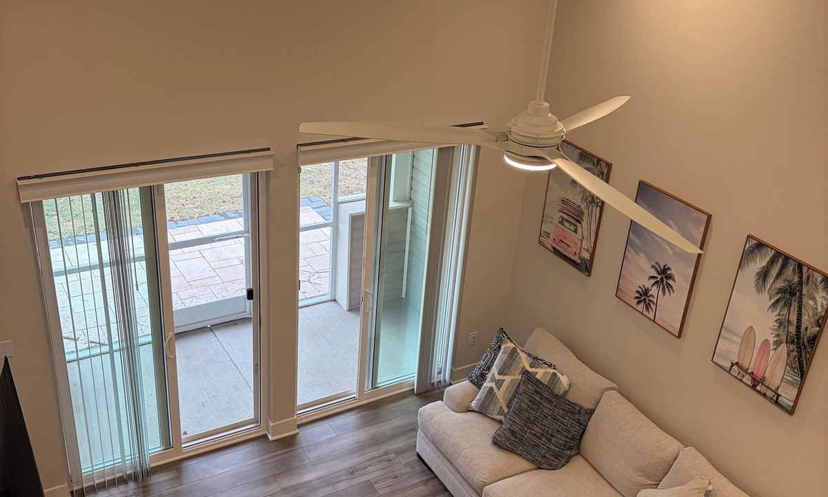 Frankford Villa | Beautiful 4-bedroom villa with AC in superb Frankford location