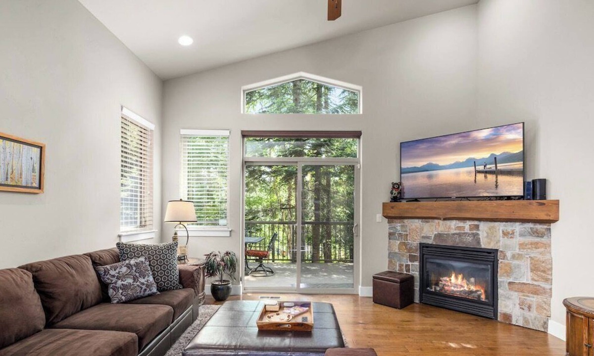 Columbia Falls Condo | Beautiful 4BR in Meadow Lake Resort!