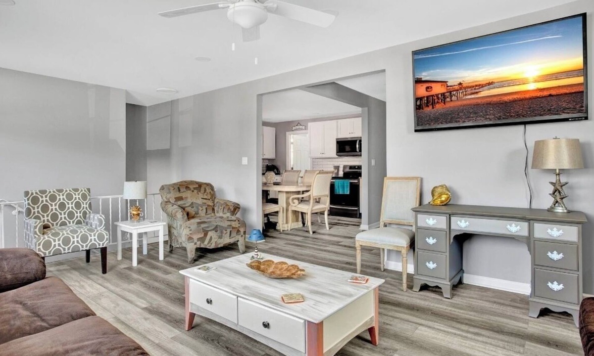 Ventnor City Condo | 🏖 Beautiful Bay View Condo “Close To Beach” 🏖