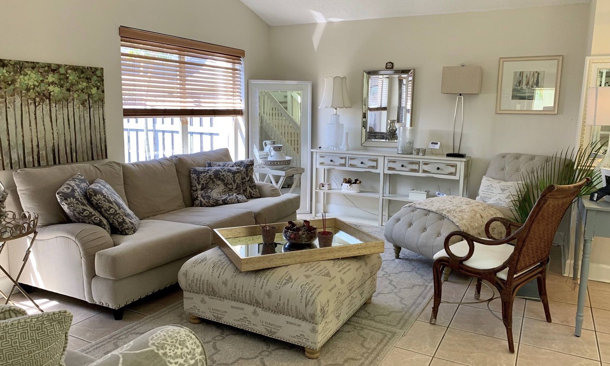 Davie House | Beautiful house in a quiet neighborhood