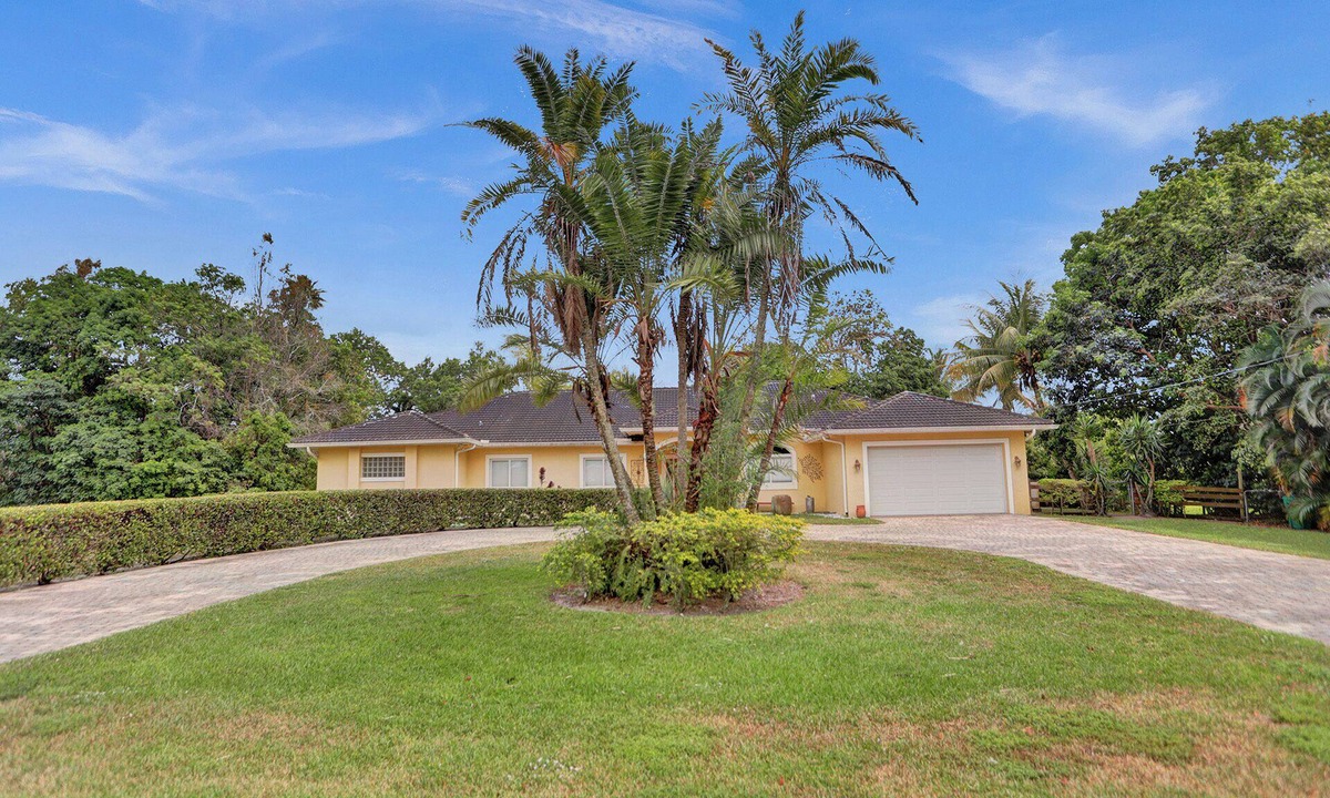 Southwest Ranches Villa | Beautiful spacious villa, close to entertainment, shopping ,Miami/FtLauderdale