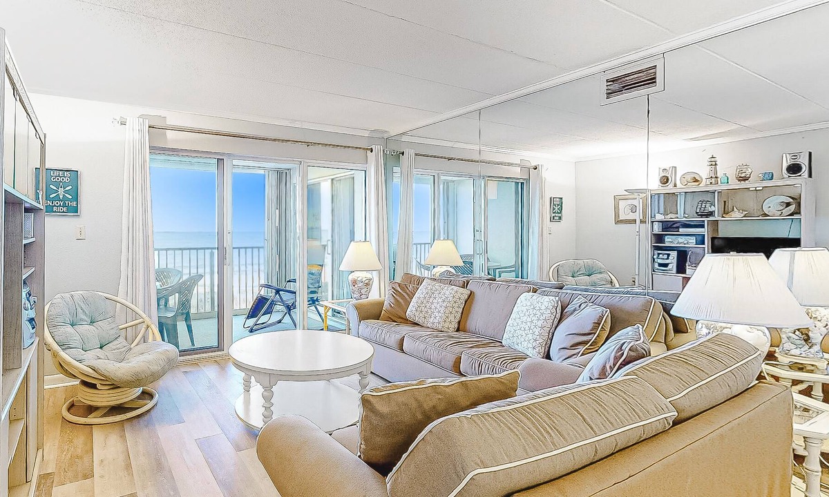 Midtown Ocean City Condo | Beautiful, Sunlit Home in Beachfront Building w/Central AC, Balcony, Free WiFi
