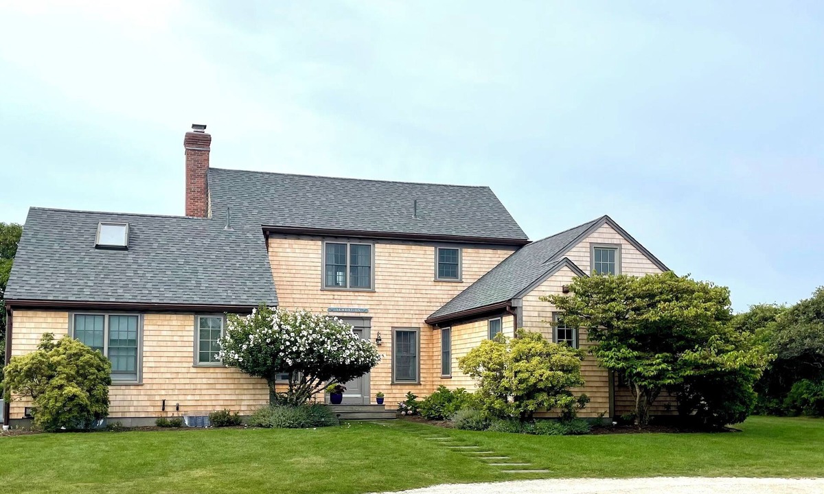 Tom Nevers House | Beautiful Tom Nevers home. Auto ferry ticket available for remaining 2026 weeks.