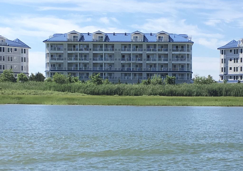 Anglesea Apartment | Beautiful views in the Angelsea section of North Wildwood, NJ. TWO WEEK MINIMUM