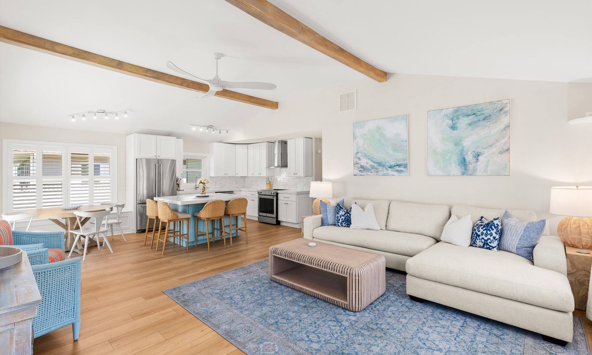 Little Salisbury House | Beautifully remodeled 3-bedroom home on 89th St.