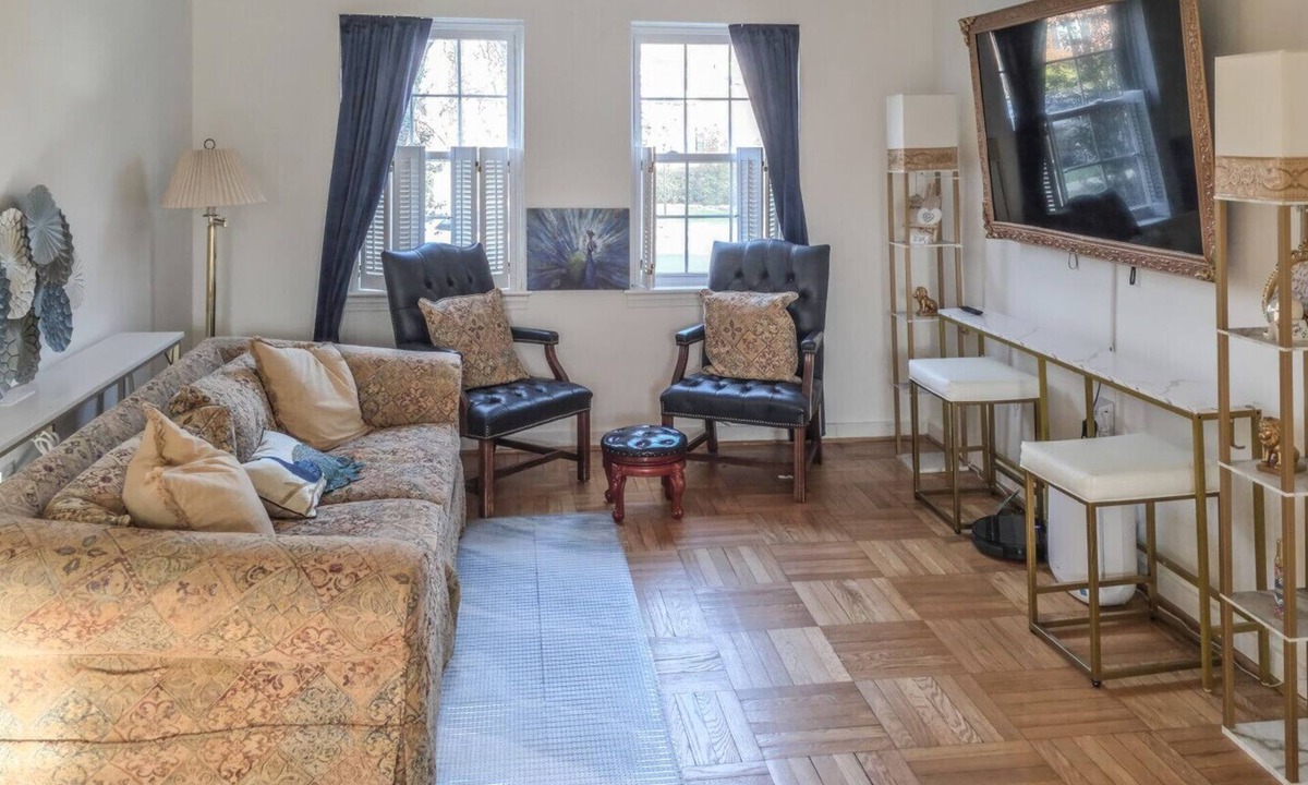 Belle Haven House | Belleview - Alexandria Condo