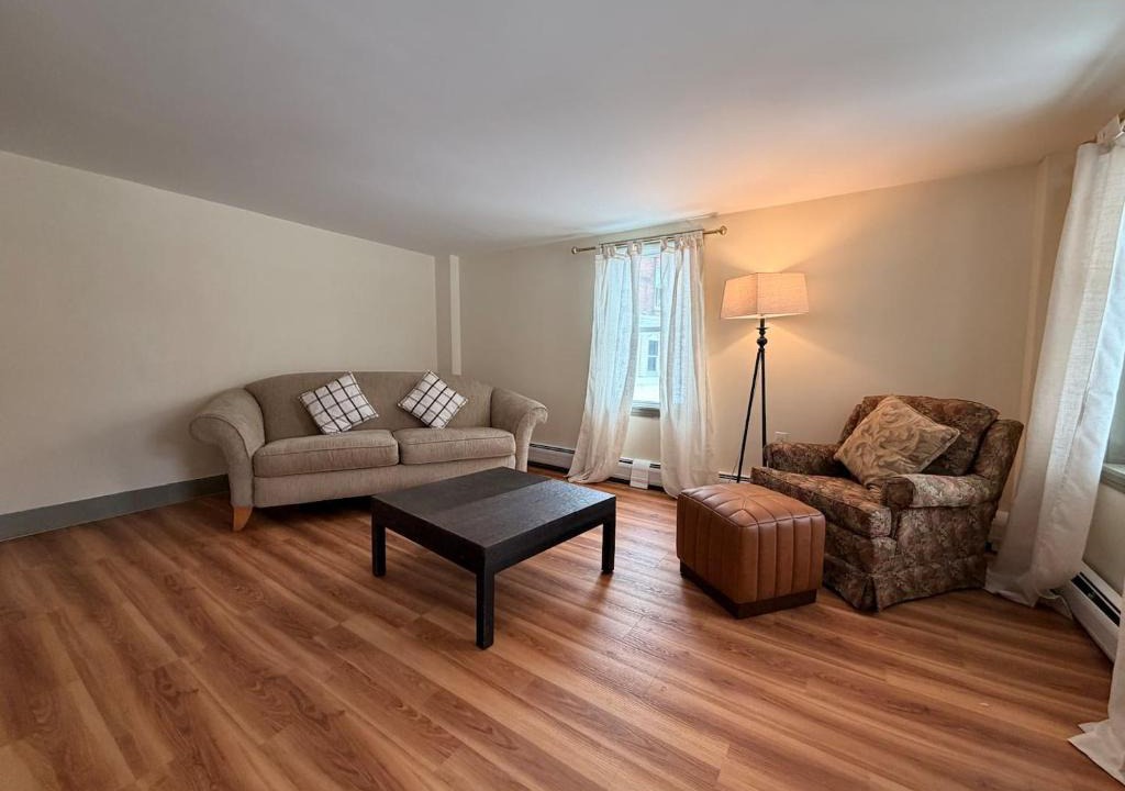 Lebanon Springs House | Berkshire Summer Retreat Minutes to Tanglewood