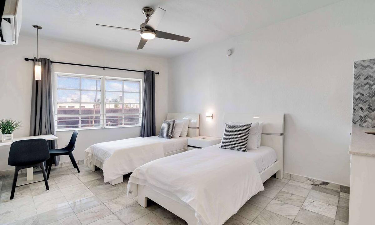 Flamingo/Lummus Condo | Best Beach Location | Wi-Fi, TV & Amenities