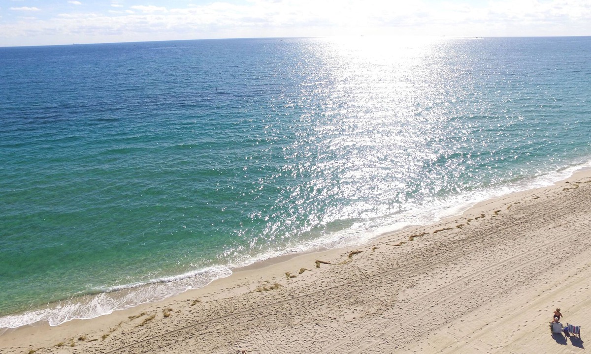 Lauderdale-by-the-Sea Hotel | Best Florida Resort