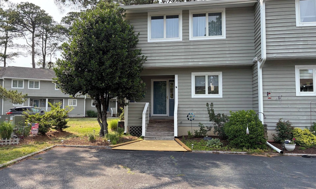 Bethany Beach House | Bethany Coastal Retreat, Fully Updated Home, Pool Access & under 1 mile to Beach