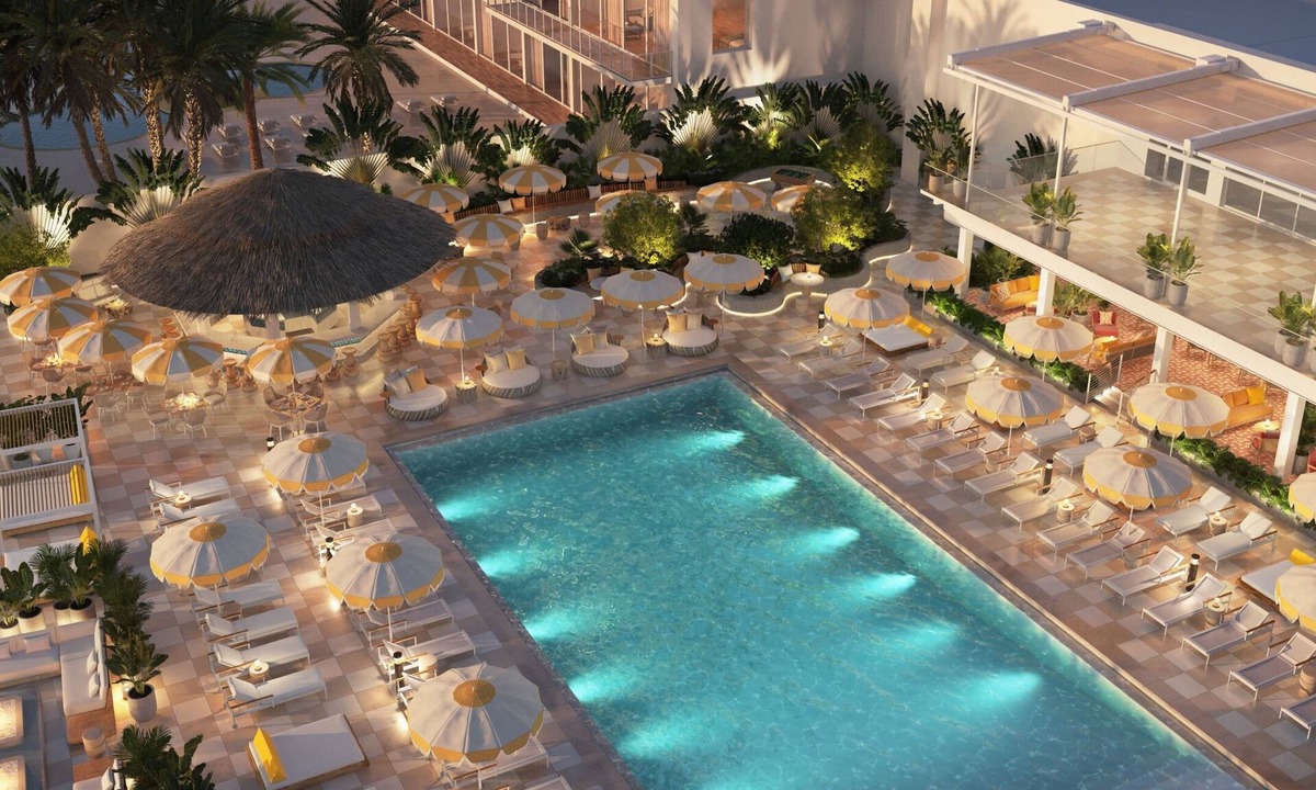 Sunny Isles Beach Hotel | Better Choice for your Beach Getaway! 4 Spacious Units, Onsite Dining, Pool
