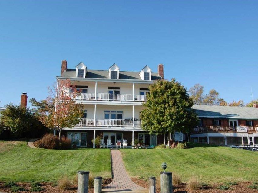 Solomons Bed & Breakfast | Blue Heron Inn - A Bed and Breakfast LLC