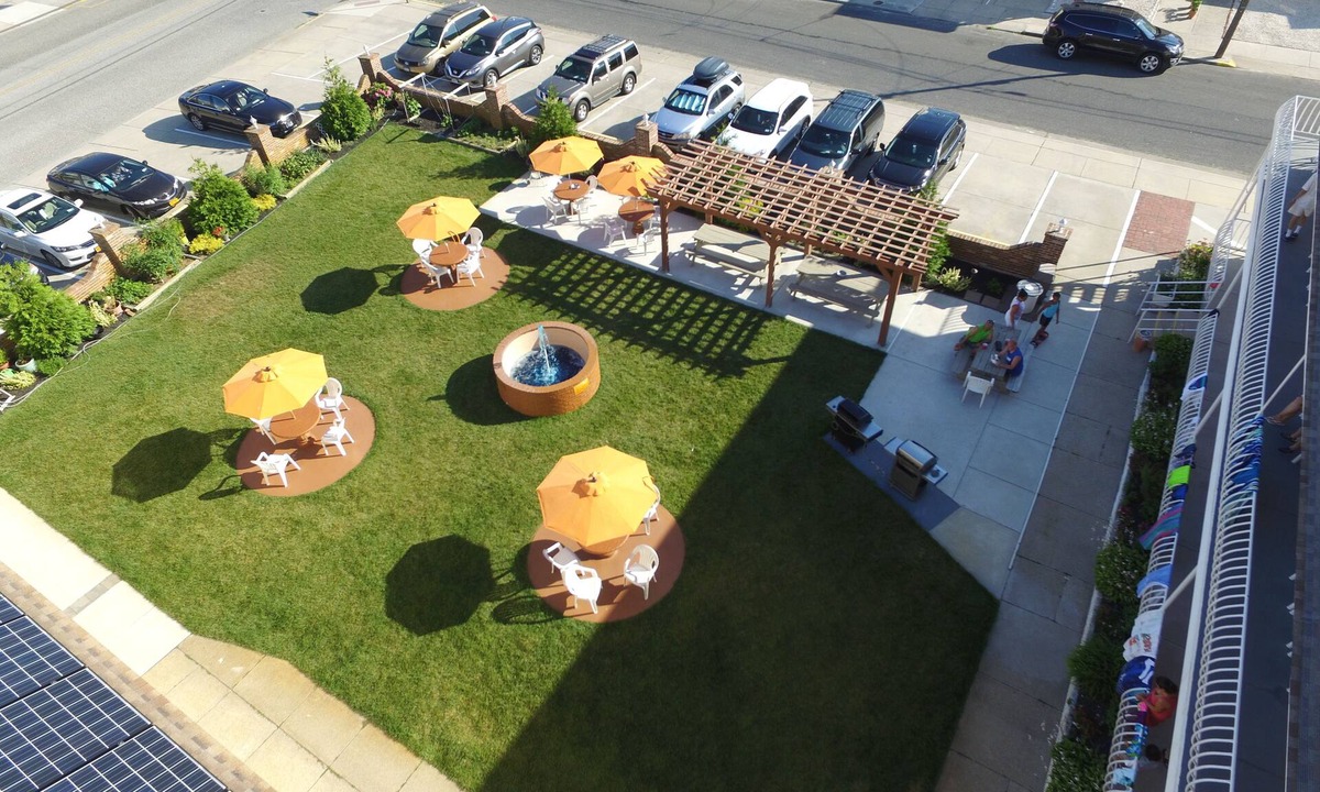 Wildwood Crest Hotel | Blue Water Motel