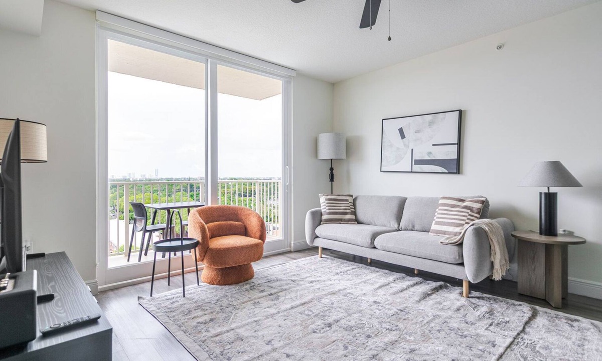 West Little Havana Apartment | Blueground | Little Havana, pool, nr Calle Ocho