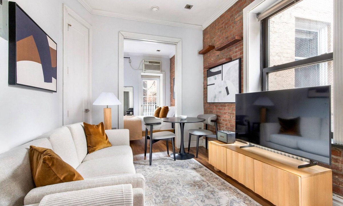 Greenwich Village Apartment | Blueground | West Village, terrace, nr Hudson River Park