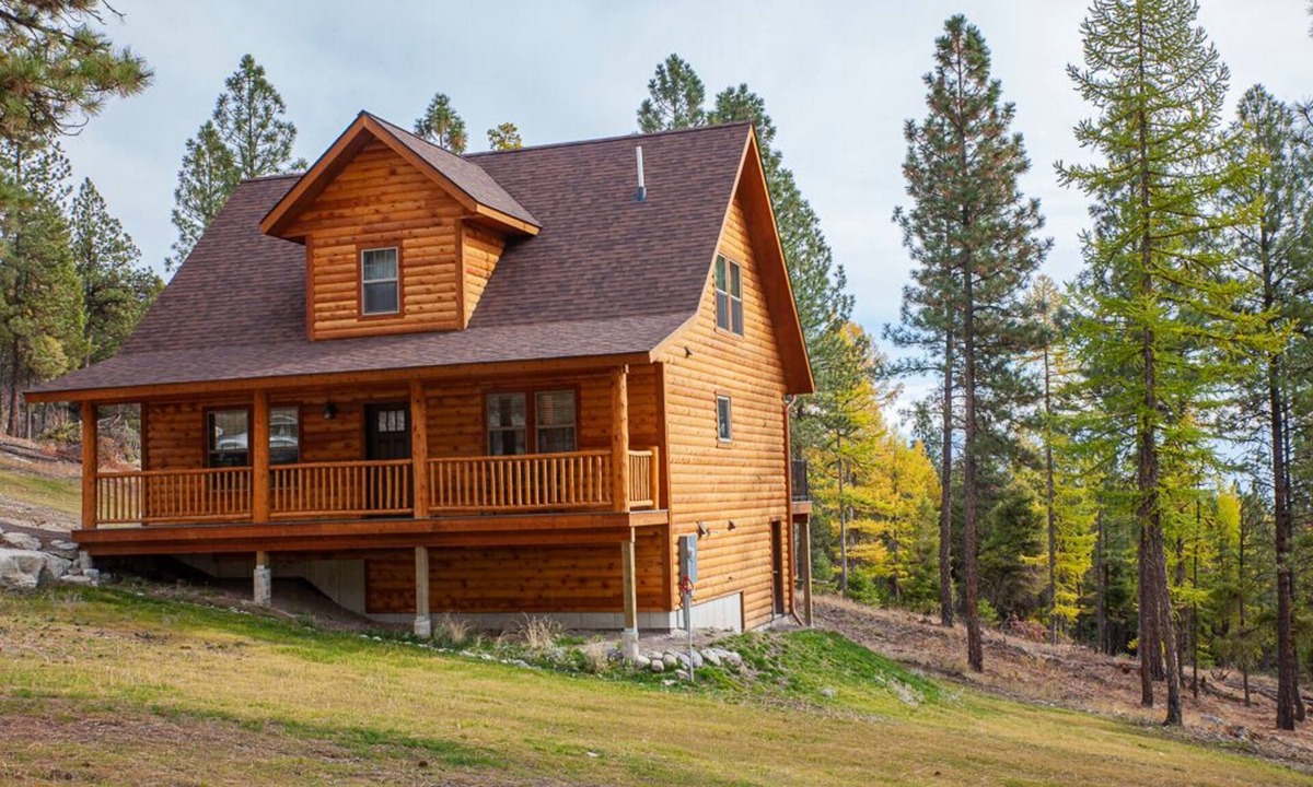 Somers Cottage | BOOK NOW AND GET 2025 RATES! EXCEPTIONAL 3 BEDROOM 2 BATH CABIN IN THE WOODS!