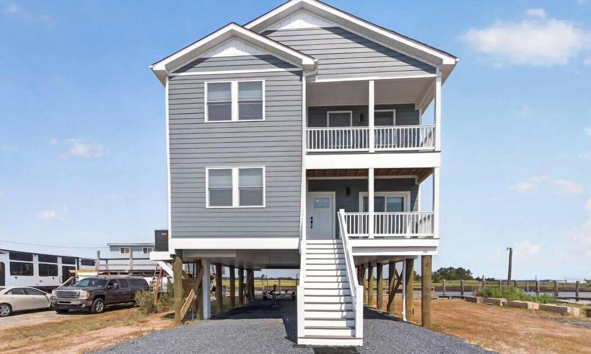 Milford House | Brand NEW Boaters Dream in Slaughter Beach