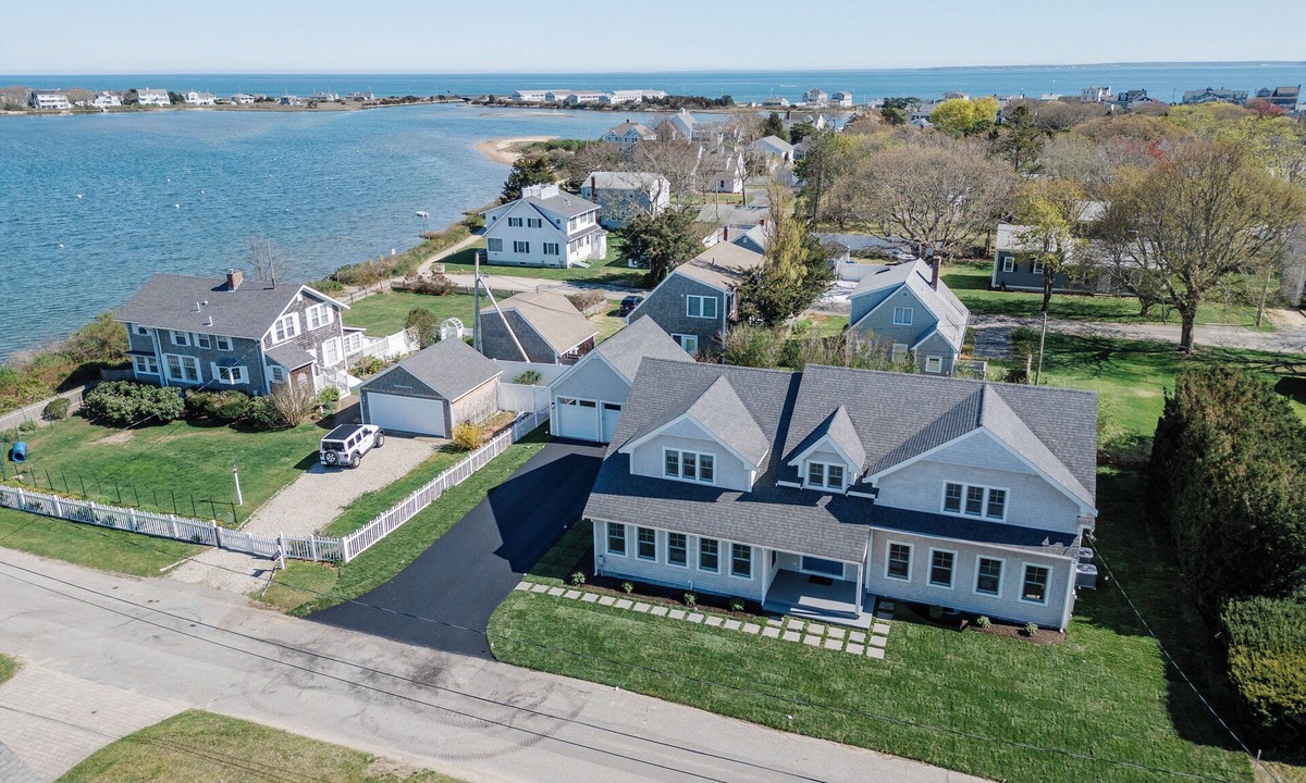 Mara Vista House | Brand New Custom Home w/Water Views