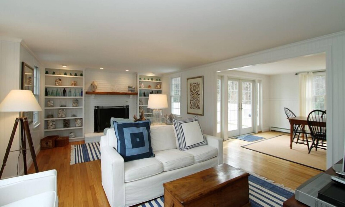 East Orleans House | Breathtaking Home In The Pochet Association of East Orleans With Private Pool