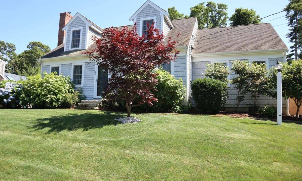 Brewster House | Brewster Retreat with Heated Pool, Hot Tub and near Ellis Landing Beach 2387