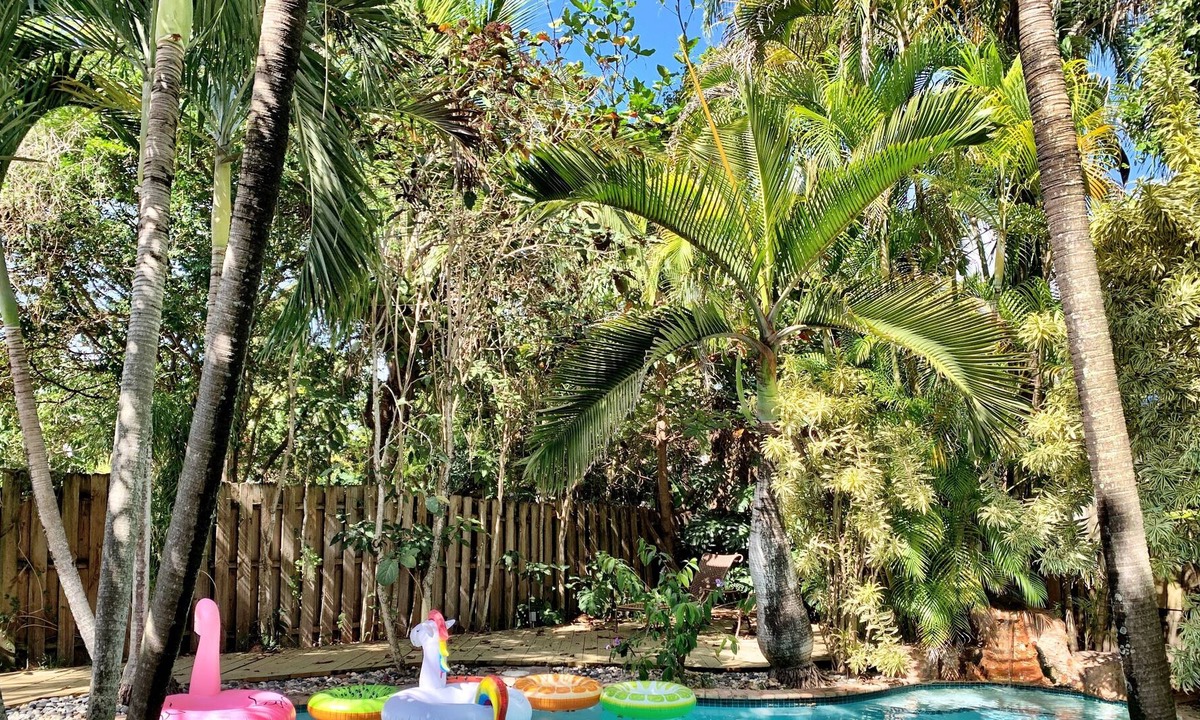 The Roads House | Brickell House with Pool and Free Parking