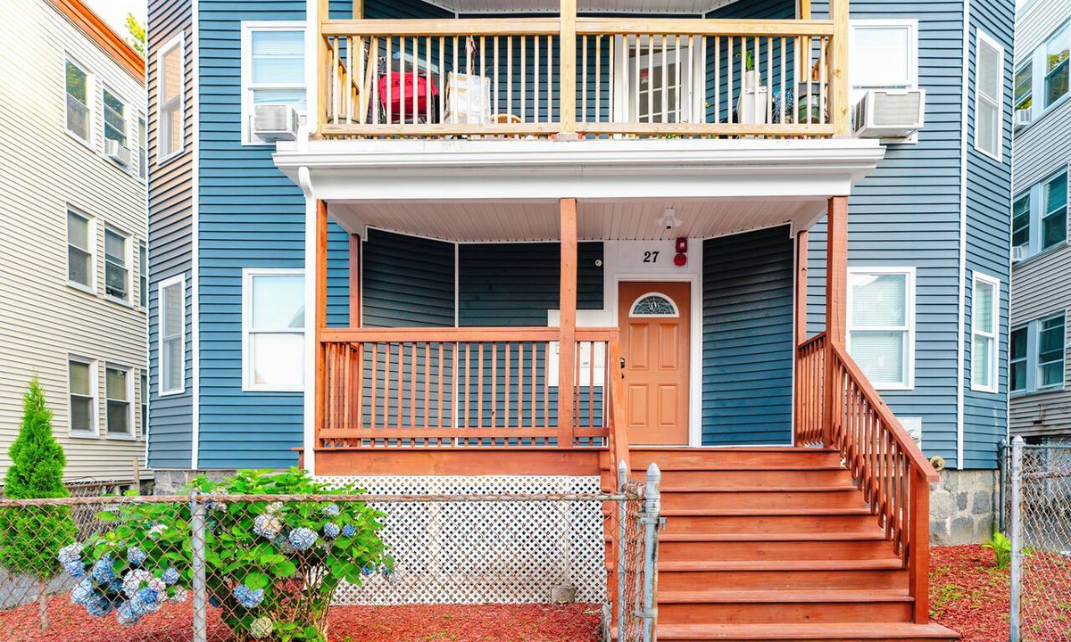 Dorchester Apartment | Bright & Stylish 4BR Apt Boston Getaway w/Free Parking & Pet-Friendly 27