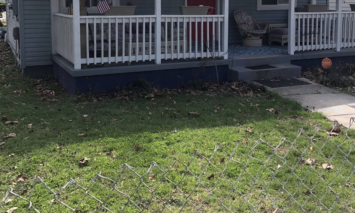 Issue House | Bring your golf cart!