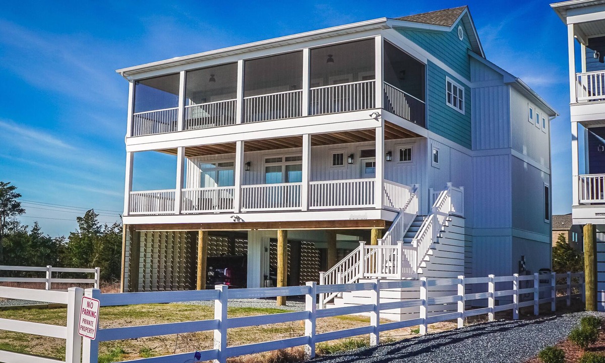 Broadkill Beach House | Broadkill Beach home with amazing water views- just steps from the beach!