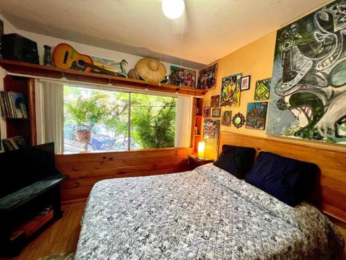 Cutler Bay House | Bungalow Oasis Central Location from Miami to Keys, Pets Welcome, Yard,Terrace, Free Fast WiFi & Cable