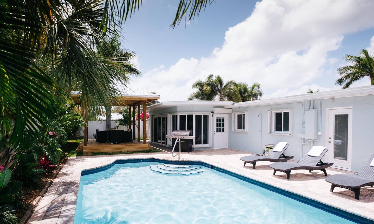 Terra Mar Island Estates House | BY THE SEA VACATION VILLAS 4 BED POOL NEAR BEACH on Terra Mar Island