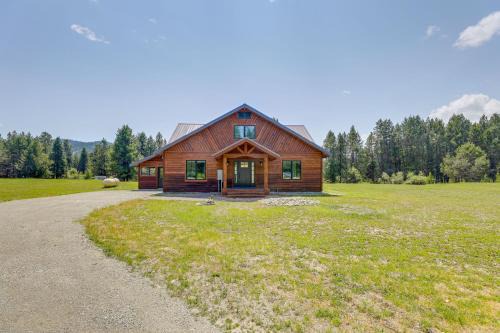 Marion House | Cabin on 28 Acres: Hike & Fish in Flathead Valley!