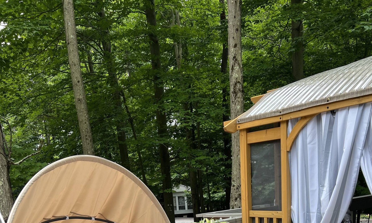 Gouldsboro Cabin | Cabin (trailer) is located 5 min away from beach, tennis cord and pool.