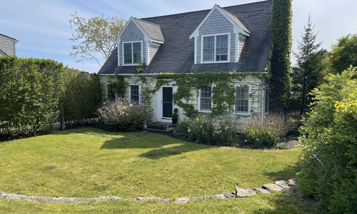 West of Town House | Calm and tranquil
